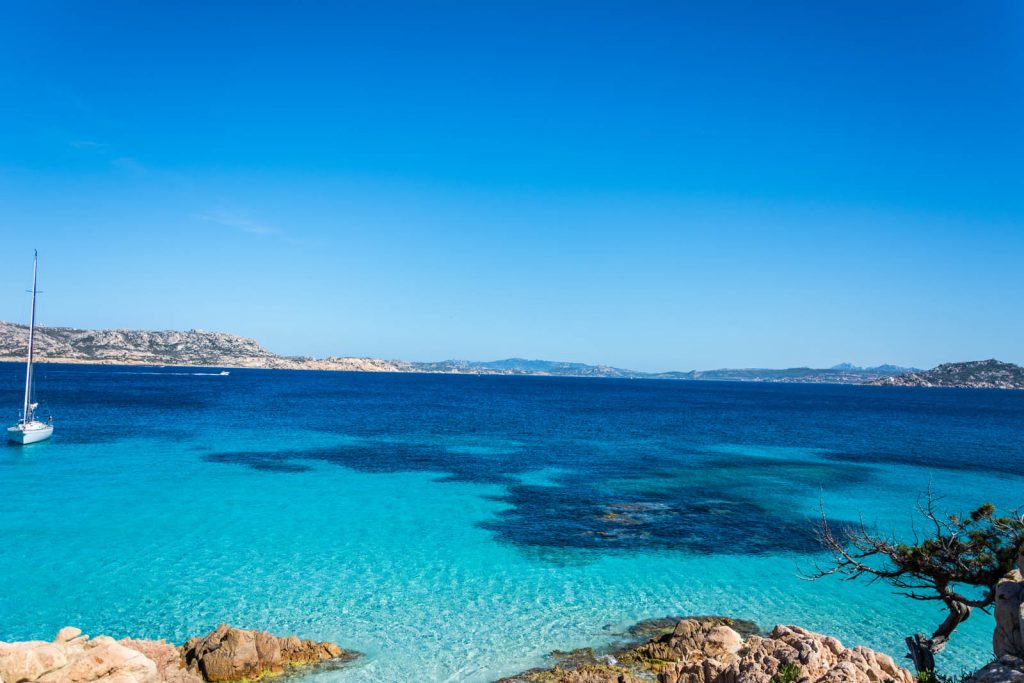 spiaggia-incantevole-Sardegna-isola-di-Spargi